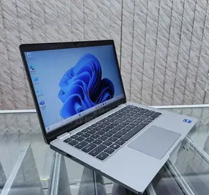 Laptop Dell Latitude 5320 16GB Intel Core i5 SSD 256GB