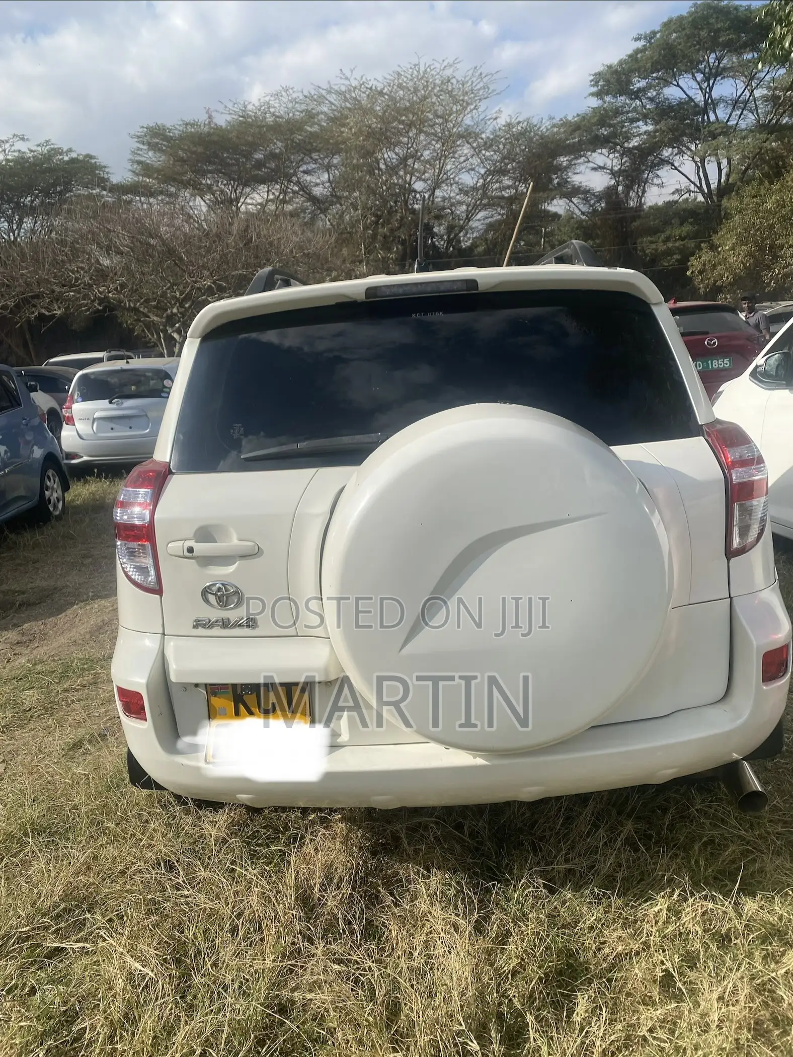 Toyota RAV4 2011 White