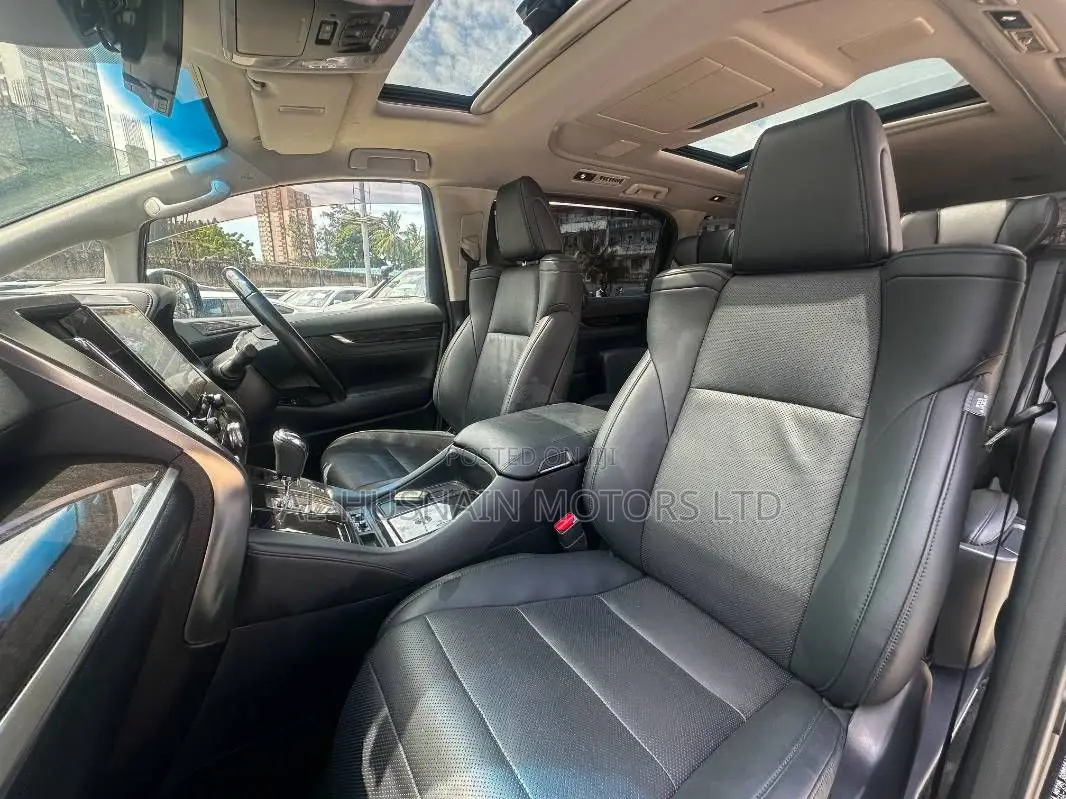 Toyota Vellfire 2.5 Z G Edition 2019 Black
