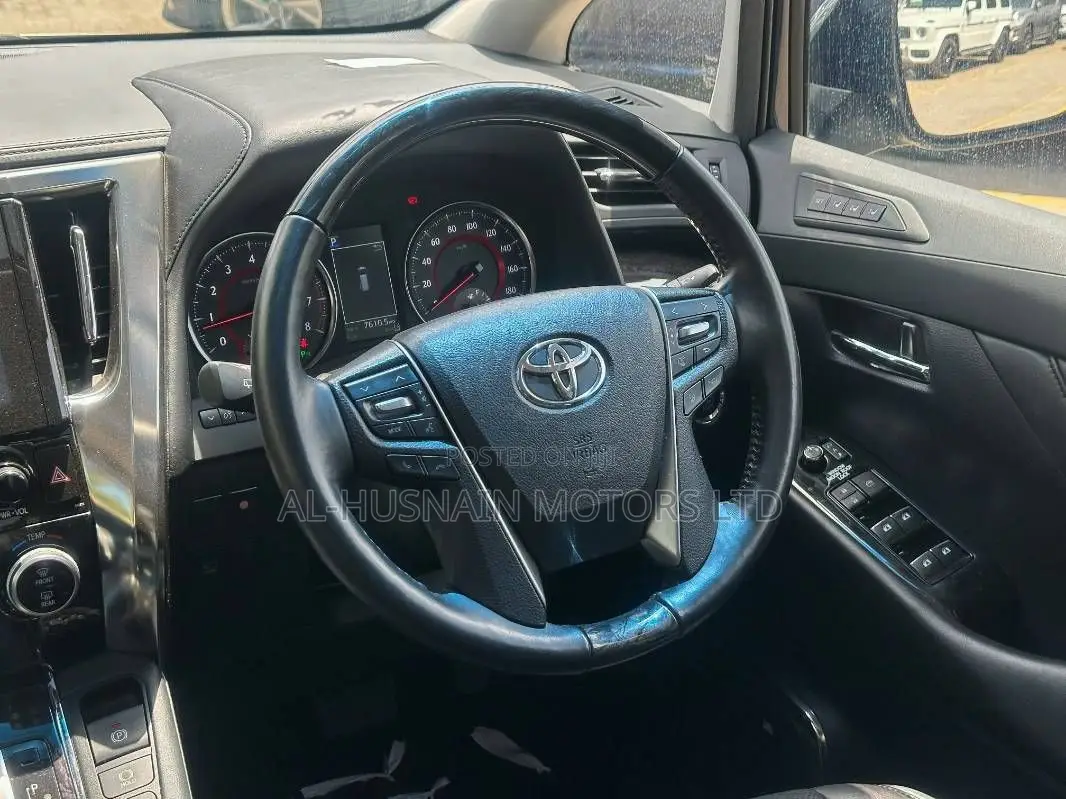 Toyota Vellfire 2.5 Z G Edition 2019 Black