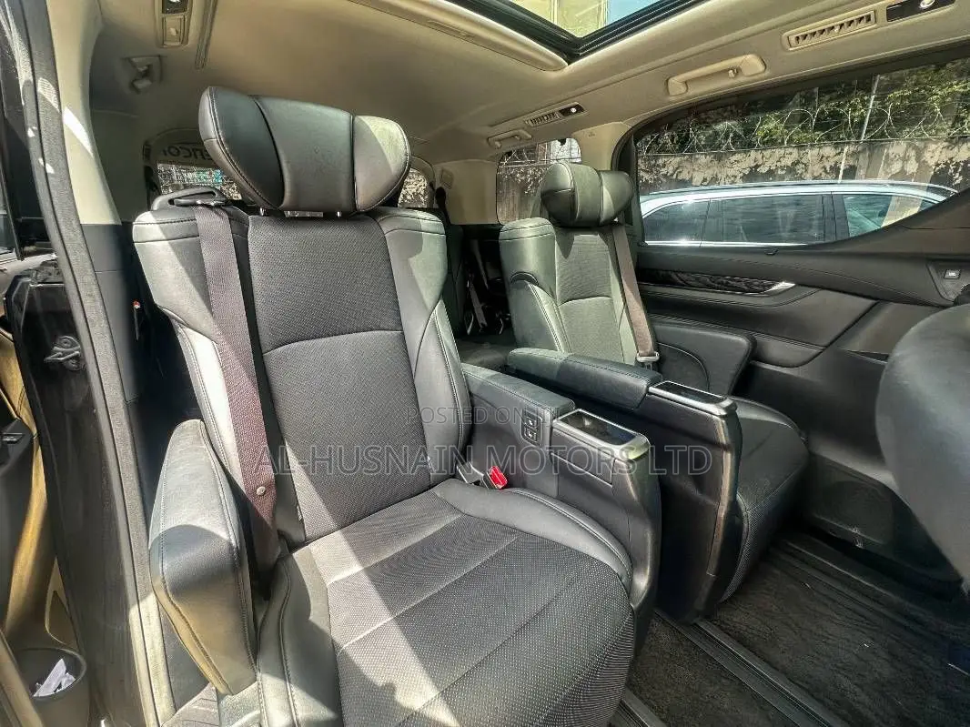 Toyota Vellfire 2.5 Z G Edition 2019 Black