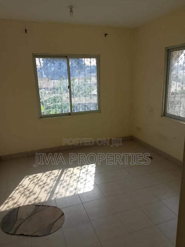 2bdrm Apartment in Mbaraki for rent