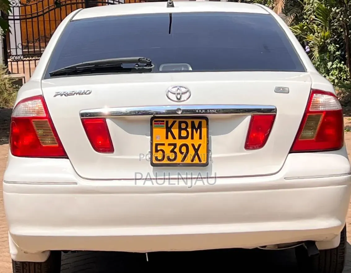 Toyota Premio 2005