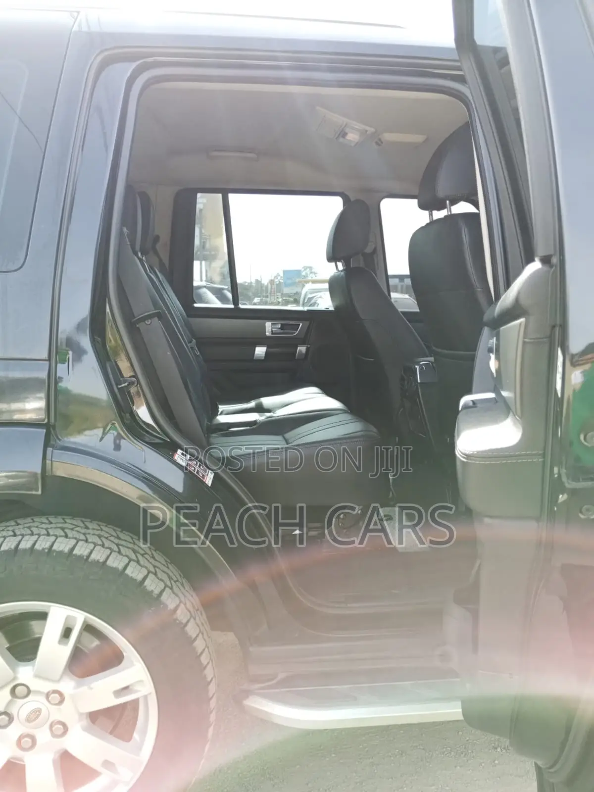 Land Rover Discovery 2011 Black
