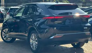 Toyota Harrier G 2020 Black