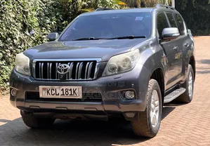 Toyota Land Cruiser Prado 3.0 TD 2011 Gray