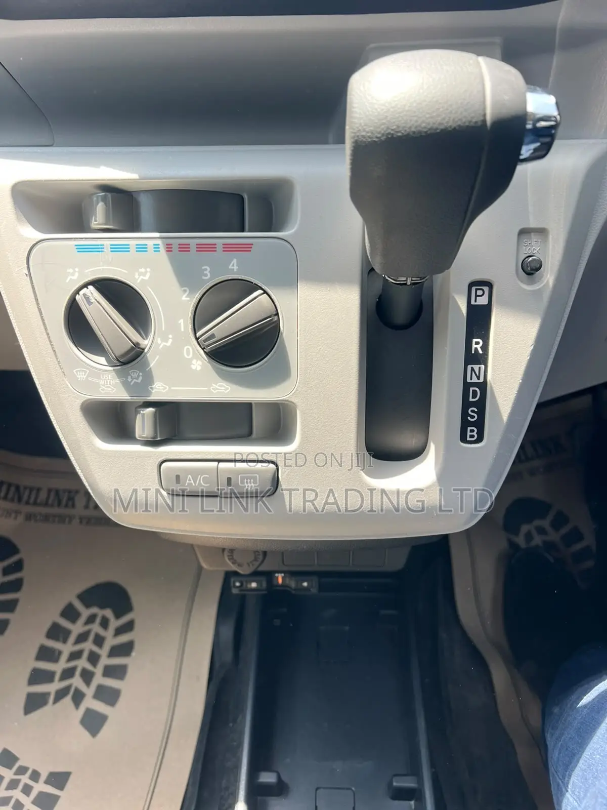 Daihatsu Mira 2020 Silver