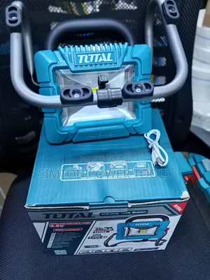 TOTAL Tools 3.6V Cordless Portable Lamp