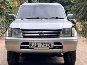 Toyota Land Cruiser Prado 2000 Silver