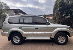 Toyota Land Cruiser Prado 2000 Silver