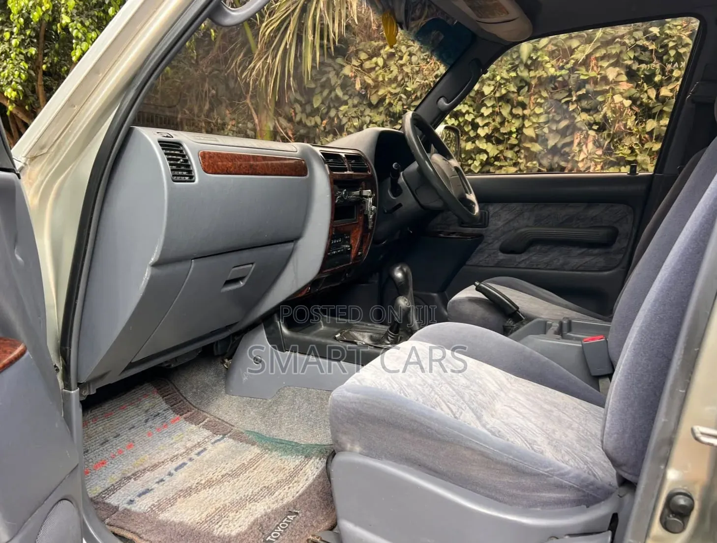 Toyota Land Cruiser Prado 2000 Silver