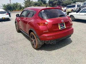 Nissan Juke S 2011 Red