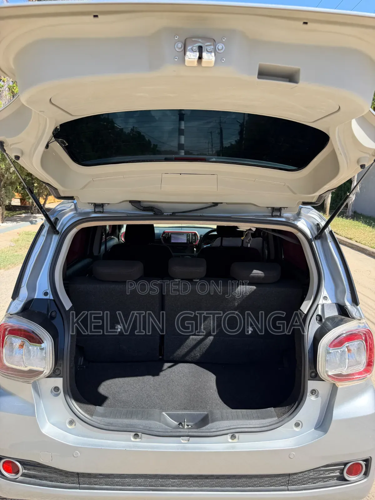Toyota Passo 2017 Silver
