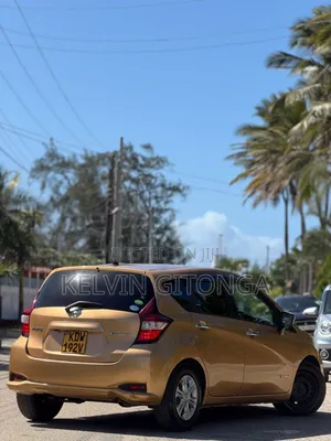 Nissan Note 2019 Gold
