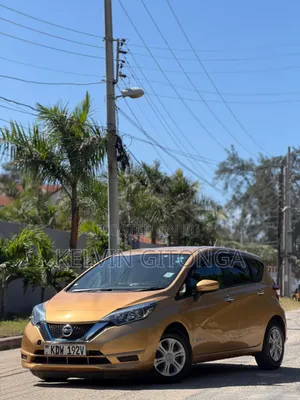 Nissan Note 2019 Gold