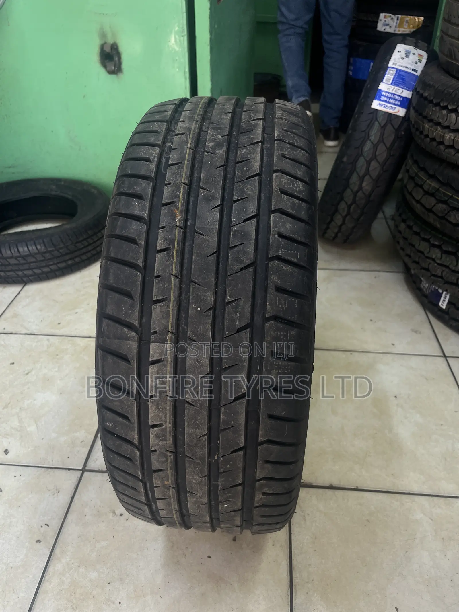 275/40r18 Arduza