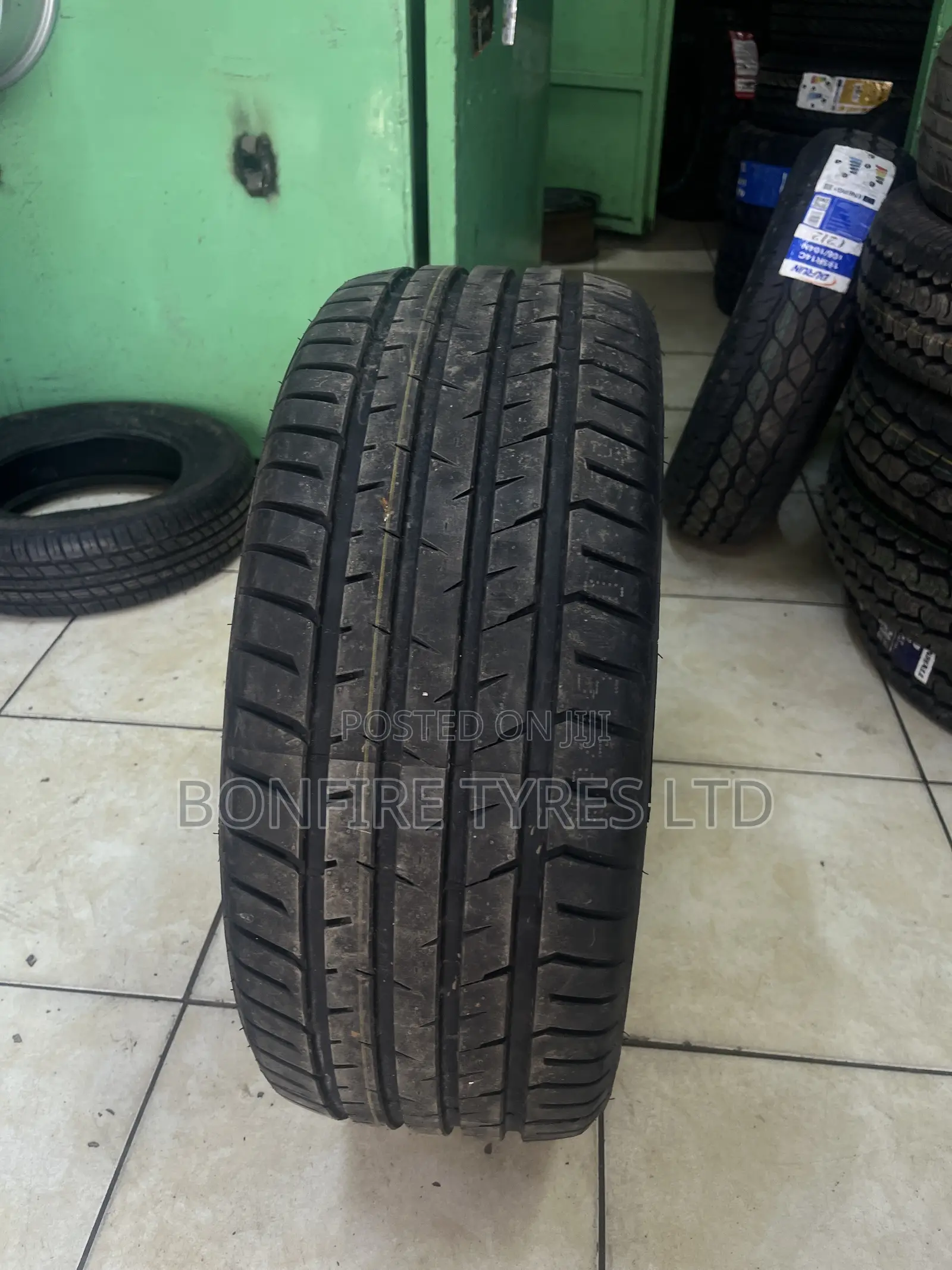 275/40r18 Arduza