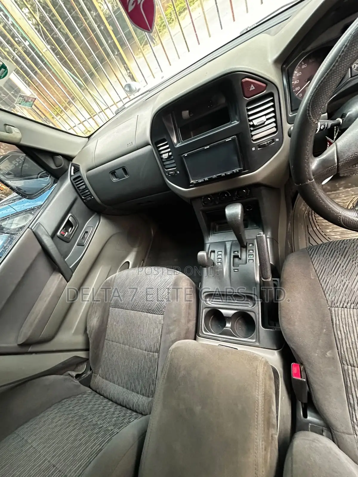 Mitsubishi Pajero 3.5 V6 GDI Elegance Automatic 2005 Gray