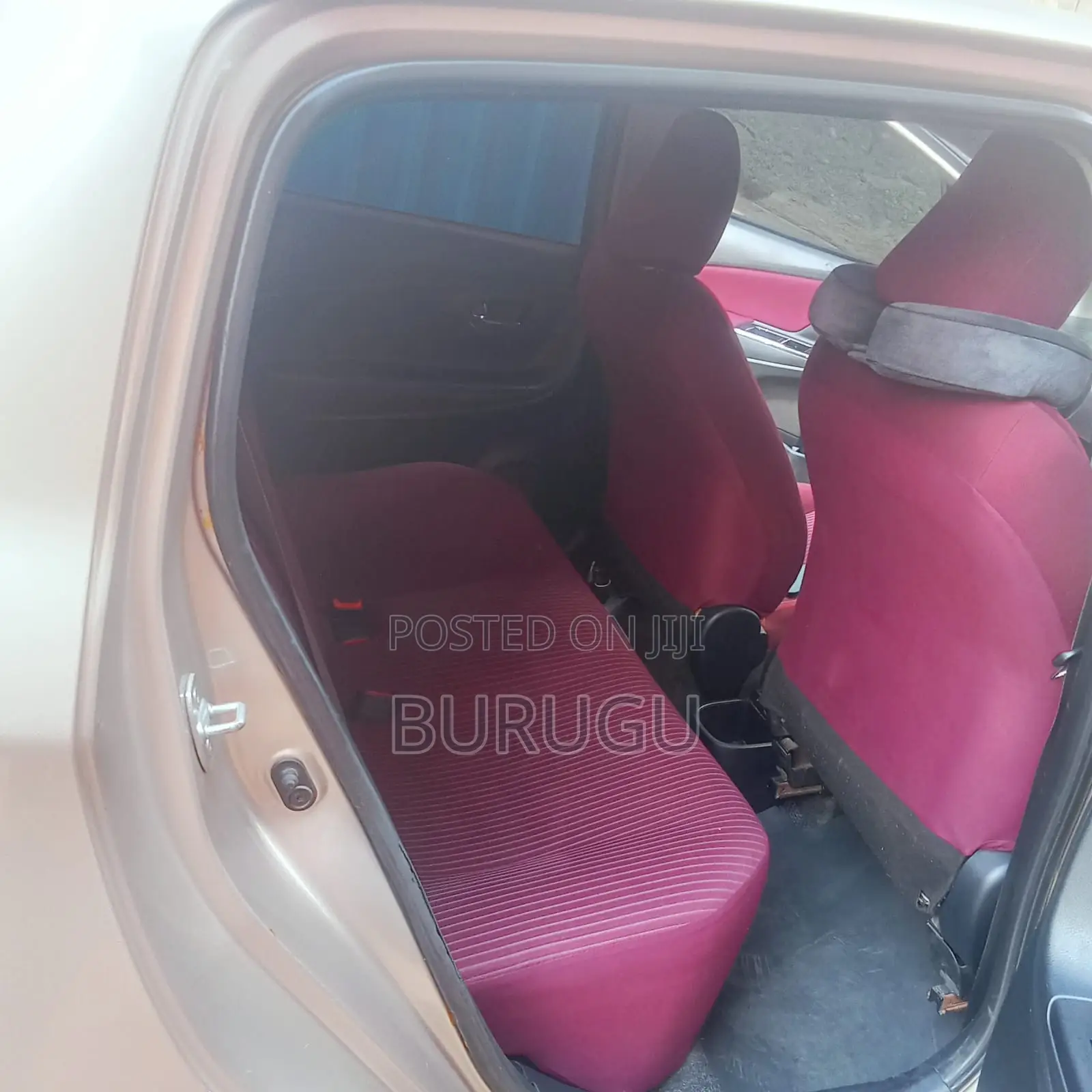 Toyota Vitz 2015 Gold