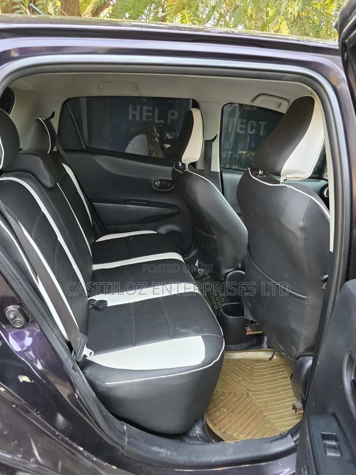 Toyota Vitz 2013 Purple