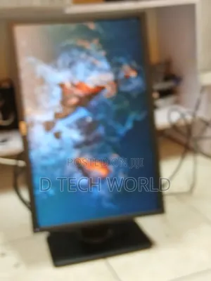 Dell P2222h Framed Monitor
Full Hd 1920*1080
60hz Refresh Rate
