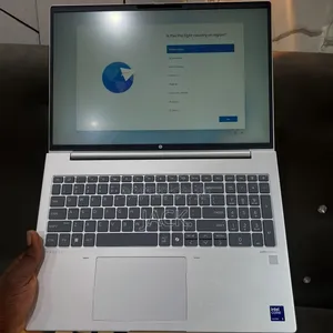 New Laptop HP ProBook 460 G11 16GB Intel Core Ultra 7 SSD 1T