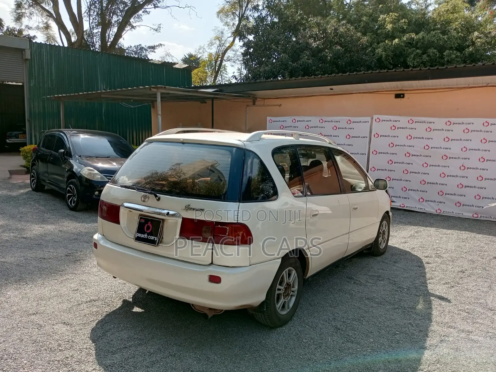 Toyota Ipsum 2015 White