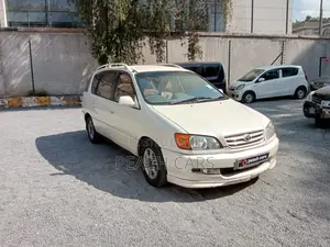 Toyota Ipsum 2015 White