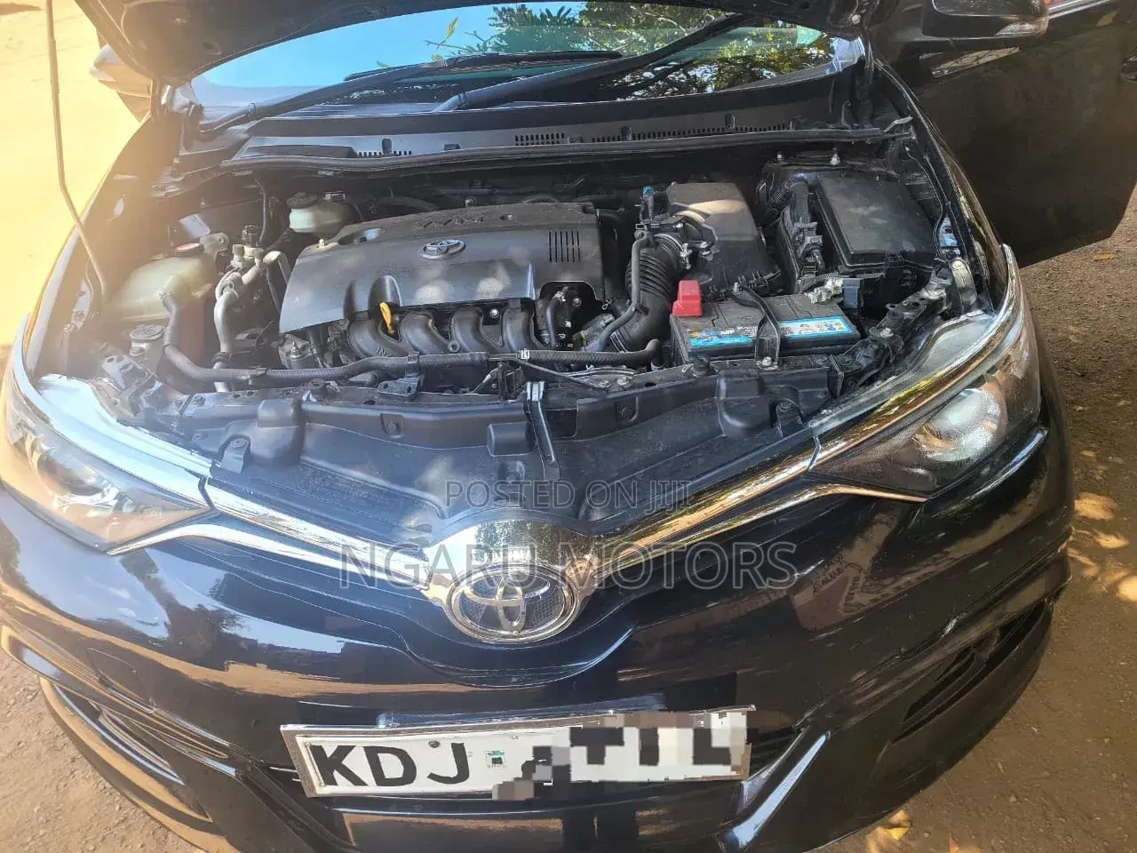 Toyota Auris 2016 Black
