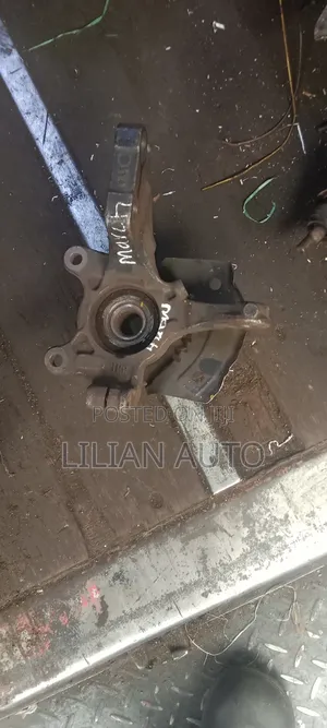 Nissan March Front Hub