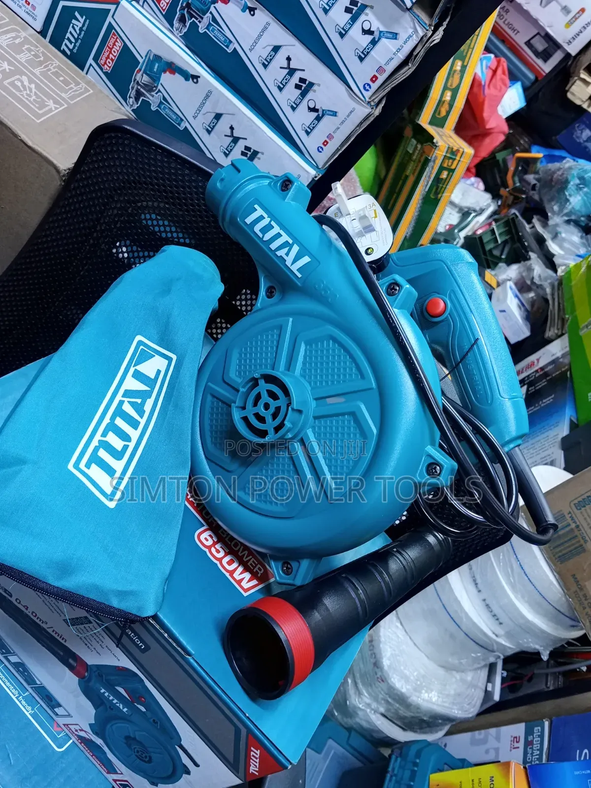 TOTAL 650W Aspirator Blower (Model TB6036).