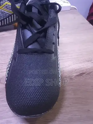 Kaotic Kids Football Boots