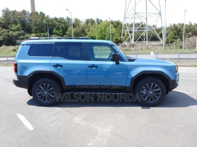 Toyota Land Cruiser Prado 2025 Blue