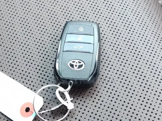 Toyota Land Cruiser Prado 2025 Blue
