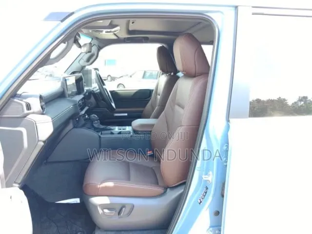 Toyota Land Cruiser Prado 2025 Blue