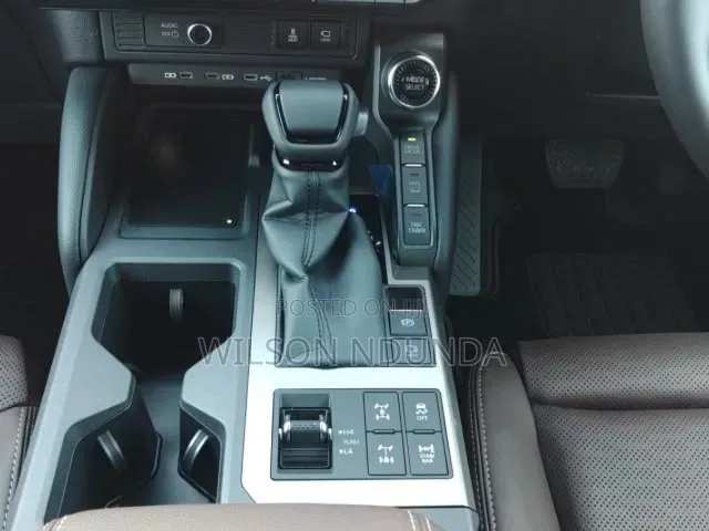 Toyota Land Cruiser Prado 2025 Blue