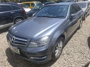 Mercedes-Benz C200 2012 Gray
