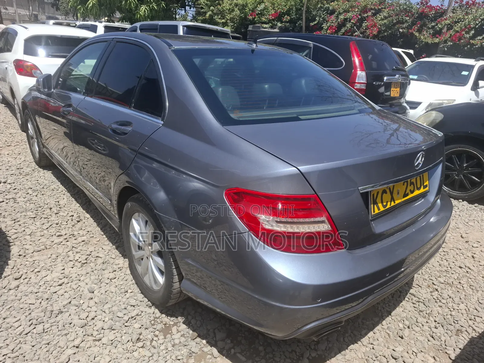 Mercedes-Benz C200 2012 Gray