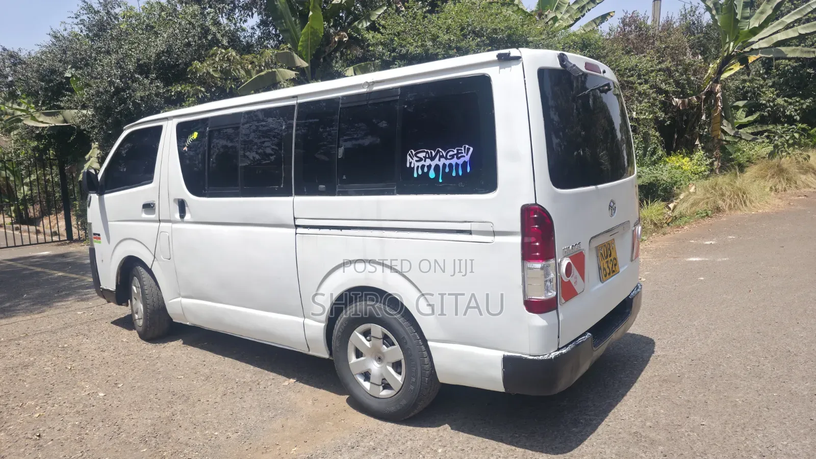 Toyota HiAce 2013 White