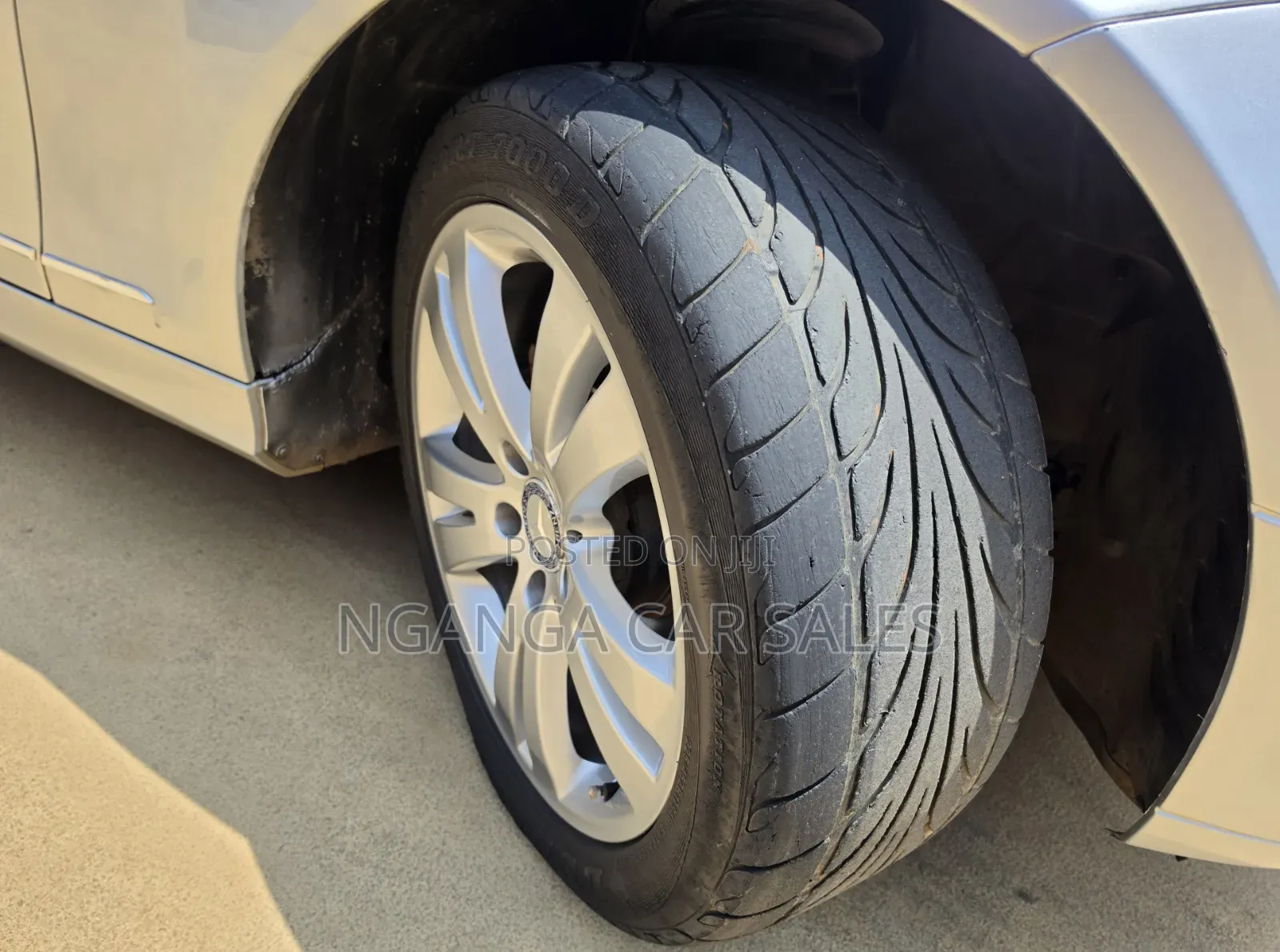 Mercedes-Benz C200 2009 Silver