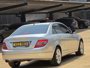 Mercedes-Benz C200 2009 Silver