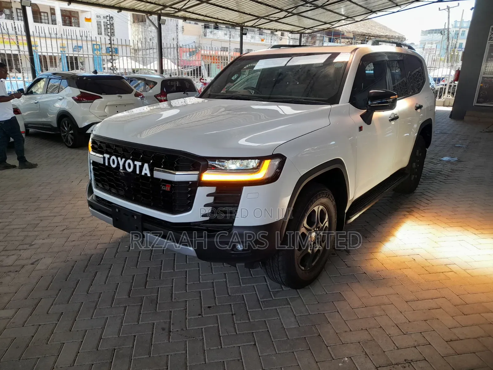 Toyota Land Cruiser 2023