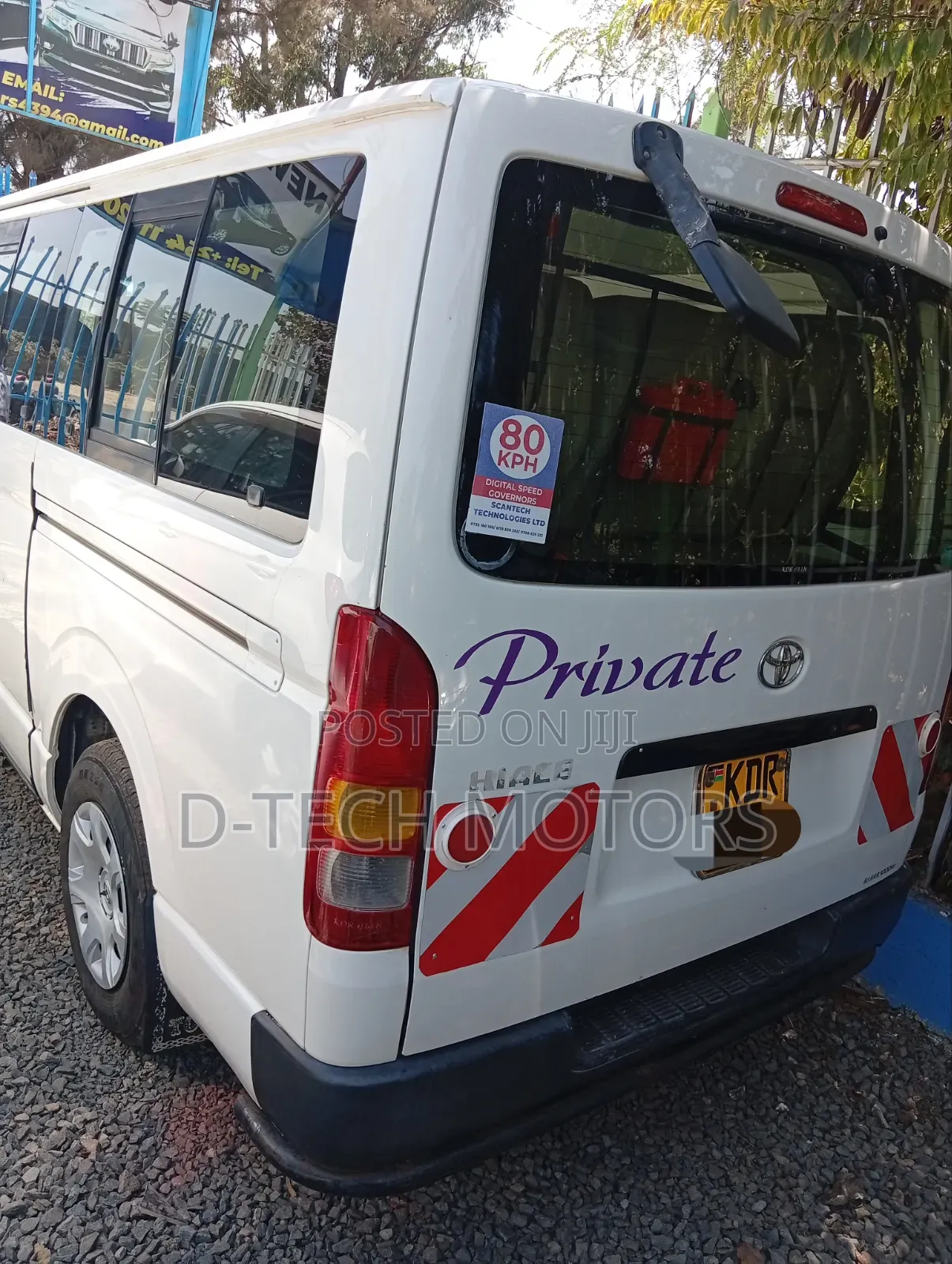 Toyota HiAce 2017 White