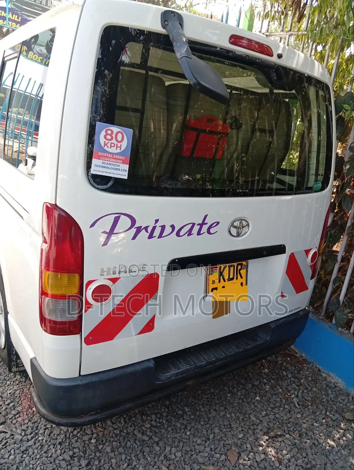 Toyota HiAce 2017 White