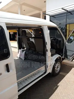 Nissan NP200 2009 Pearl