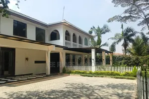 5bdrm House in Garden Estate, Nairobi Central for sale