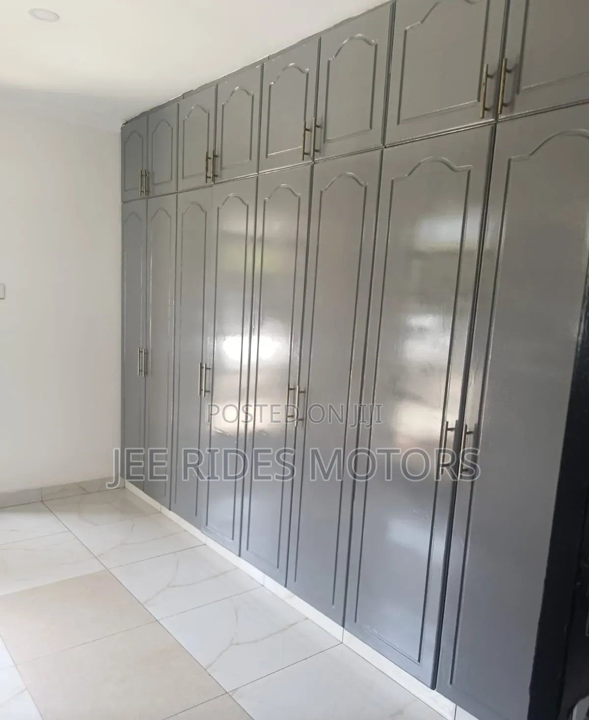 5bdrm House in Garden Estate, Nairobi Central for sale