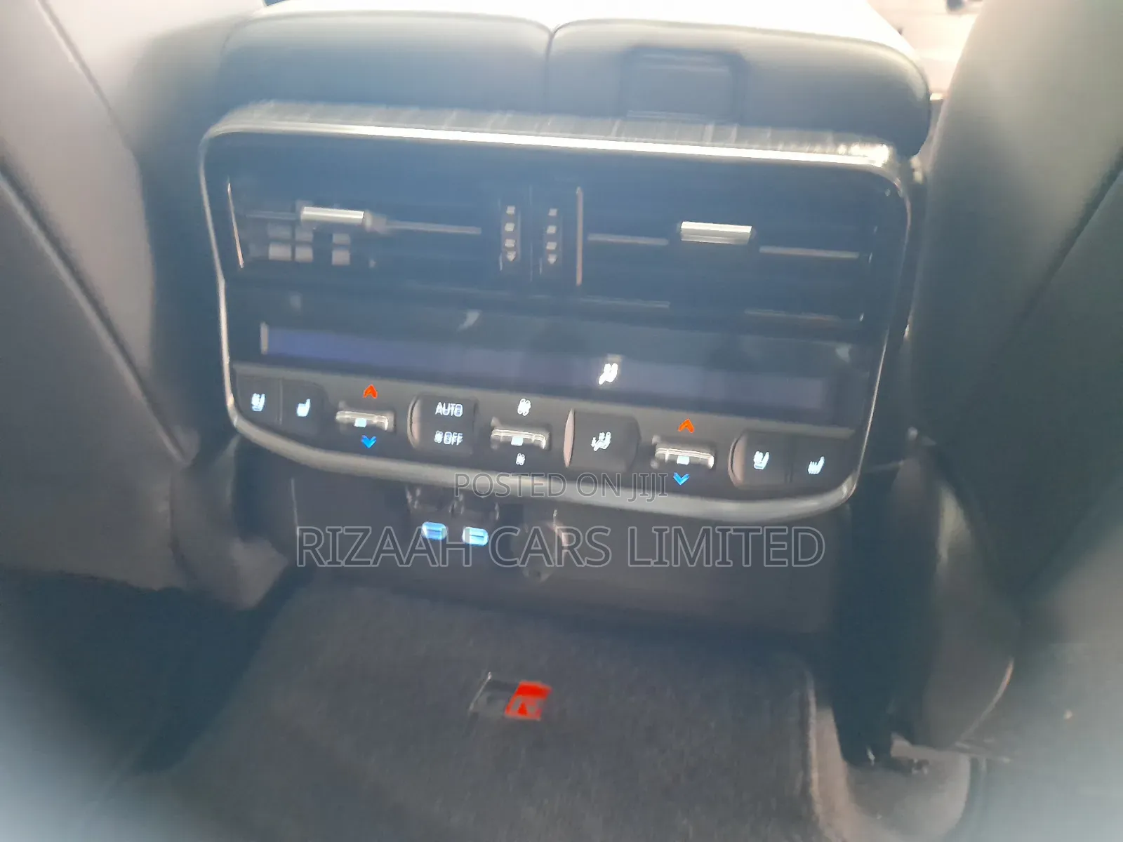 Toyota Land Cruiser 2023