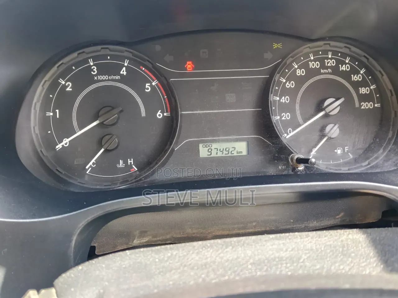 Toyota Hilux 2021 Brown