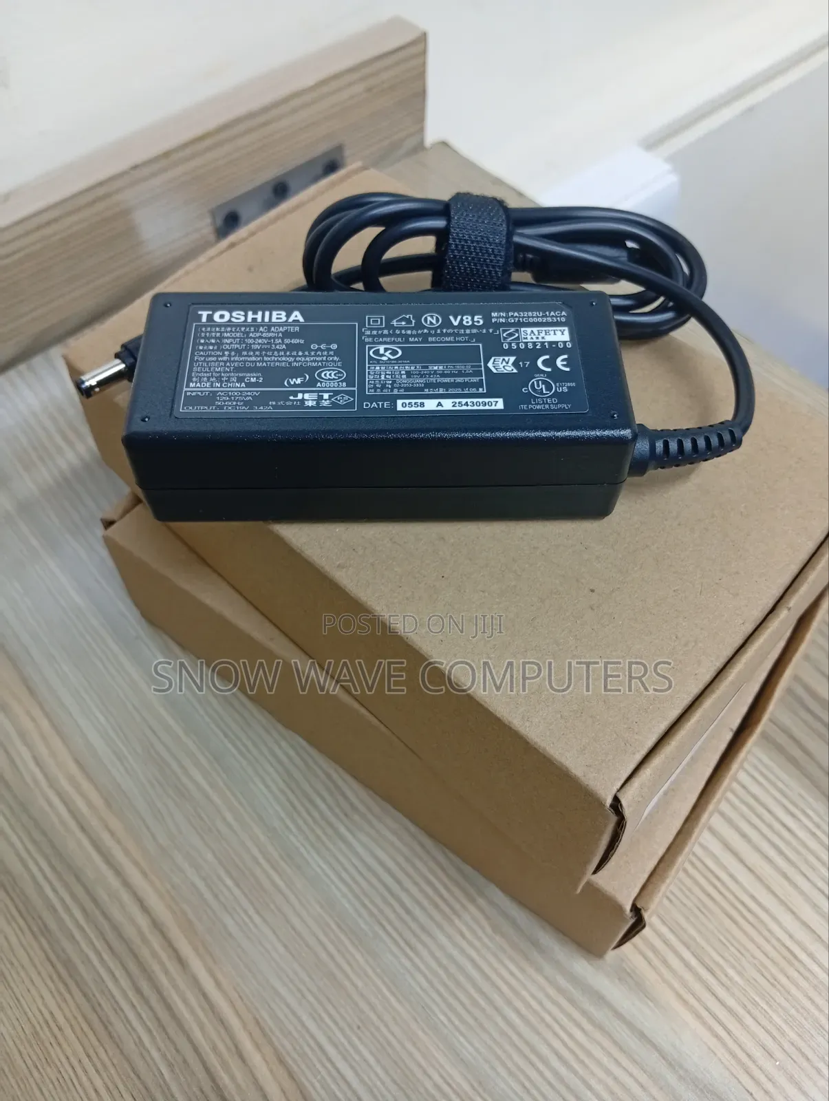 Toshiba 65w Normal Pin Charger for Toshiba Laptops